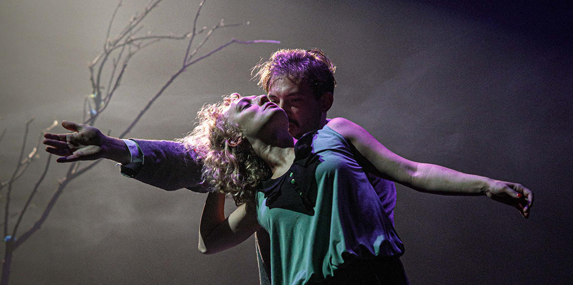 Момент | Київський національний академічний Молодий театр